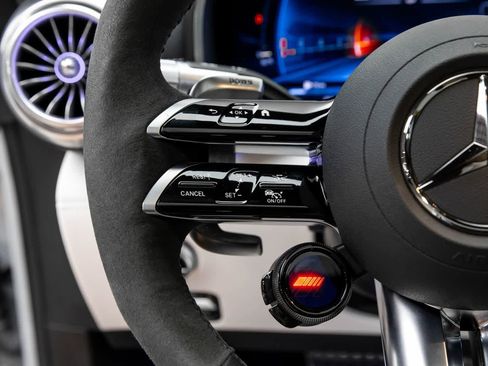 Used 2025 Mercedes-Benz AMG GT 63 image 31