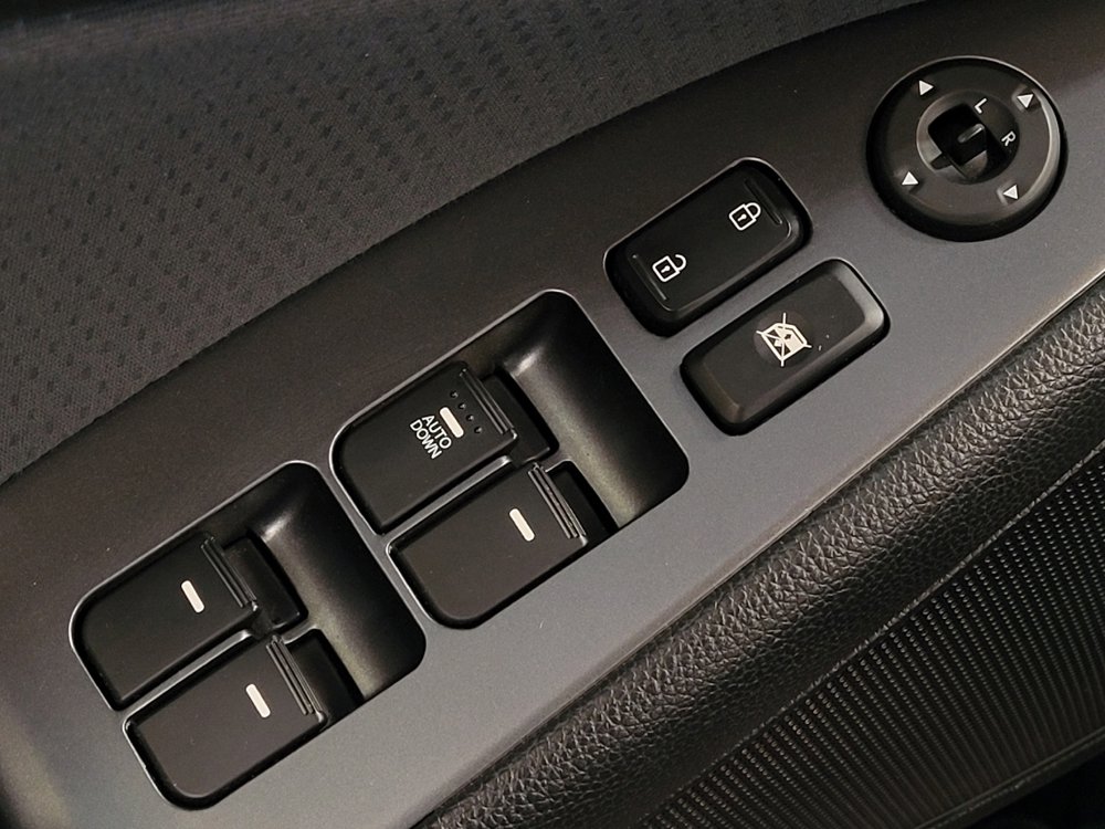 Used 2015 Kia Optima LX FWD image 27