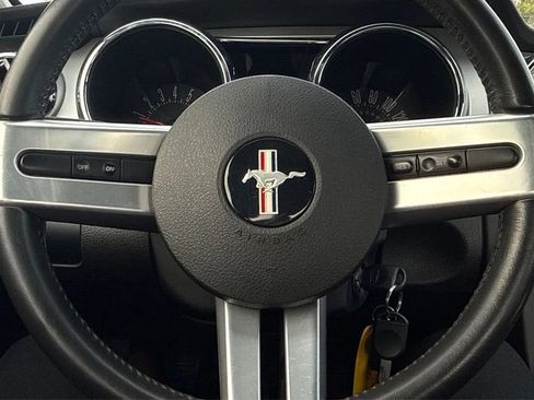 Used 2006 Ford Mustang GT Premium RWD image 23