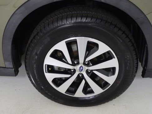 Used 2021 Subaru Outback Premium AWD/4WD image 9