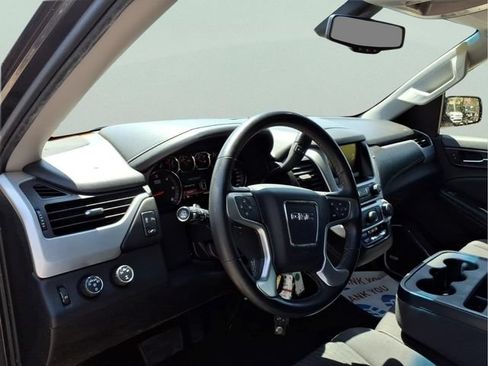 Used 2016 GMC Yukon SLE w/ Convenience Package AWD/4WD image 12