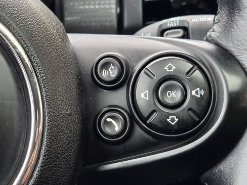 Used 2016 MINI Cooper 4-Door Hardtop FWD image 19