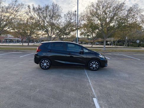 Used 2016 Honda Fit LX image 4