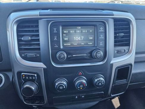 Used 2018 RAM 1500 Classic SLT image 18