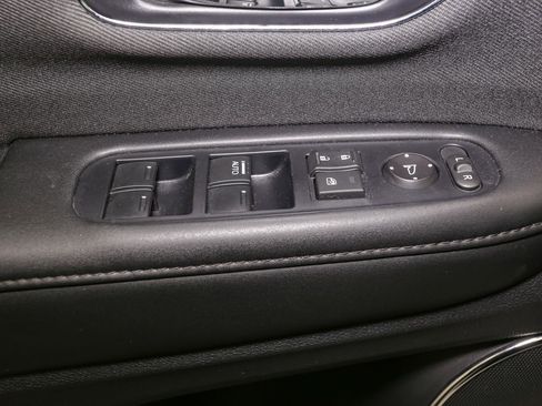 Used 2022 Honda HR-V EX image 42