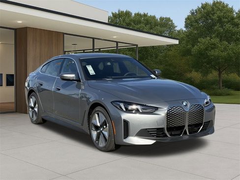 New 2026 BMW i4 eDrive40 w/ Premium Package image 6