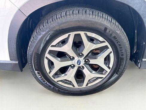 Used 2021 Subaru Forester Premium image 40