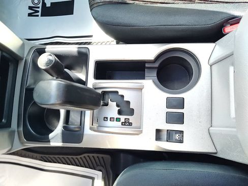 Used 2010 Toyota 4Runner SR5 AWD/4WD image 29