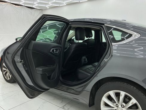 Used 2015 Chrysler 200 C FWD image 11