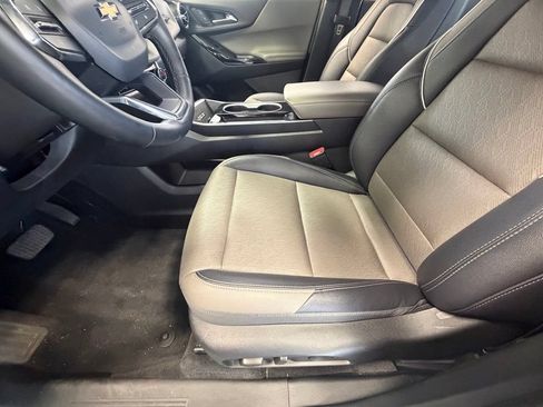 Used 2025 Chevrolet Equinox LT w/ Convenience Package II FWD image 17