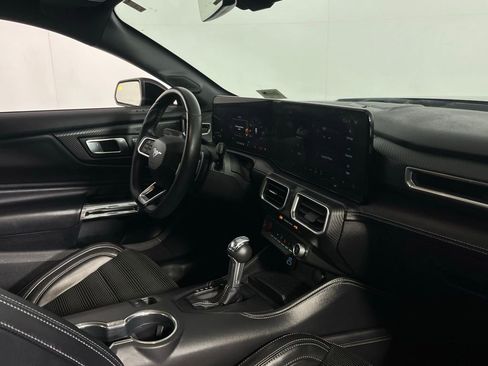Used 2024 Ford Mustang GT Premium image 29
