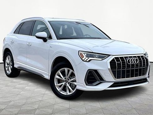 Used 2025 Audi Q3 2.0T Premium Plus w/ Premium Plus Package image 11