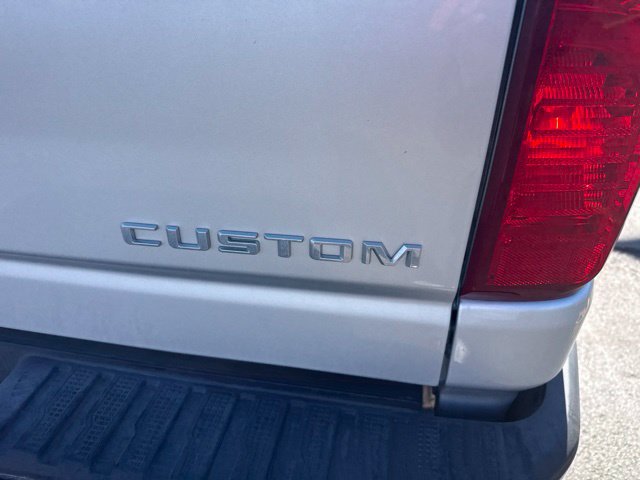 Used 2022 Chevrolet Silverado 2500 Custom w/ Custom Convenience Package AWD/4WD image 6