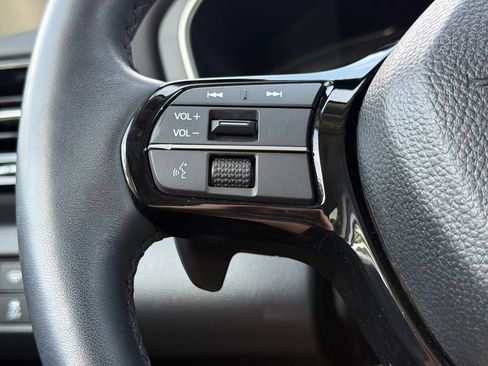 Used 2023 Honda Pilot Elite image 17