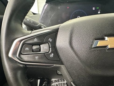 Used 2025 Chevrolet Trax LT w/ Driver Confidence Package FWD image 24