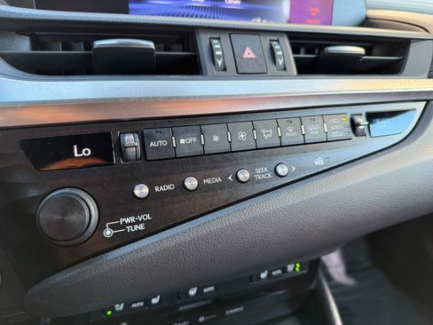 Used 2019 Lexus ES 350 F Sport image 41