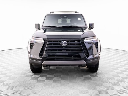 Used 2025 Lexus GX 550 AWD/4WD image 10