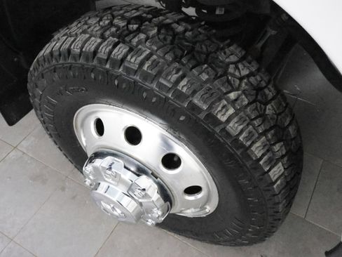 Used 2022 RAM 3500 Big Horn w/ Level C Equiment Group image 3