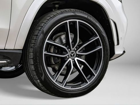 Used 2021 Mercedes-Benz GLS 580 4MATIC image 73