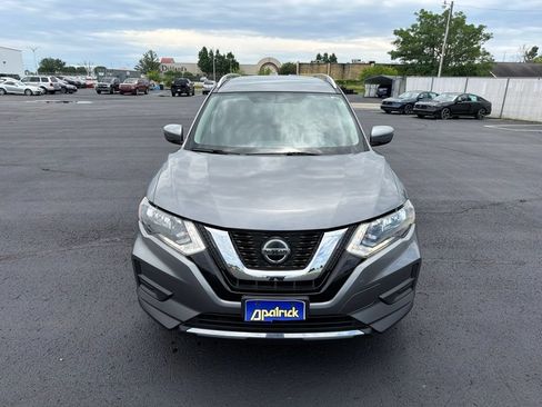 Used 2018 Nissan Rogue SV AWD/4WD image 2