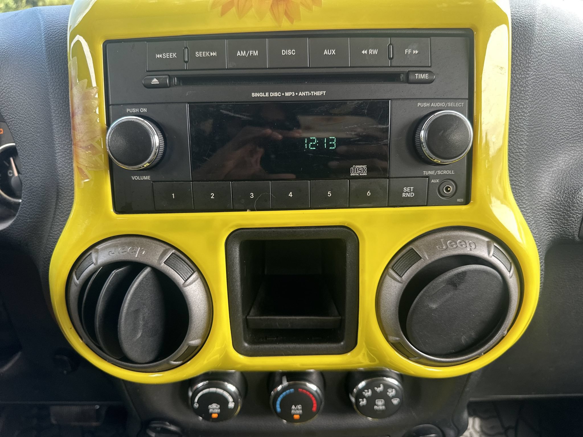 Used 2015 Jeep Wrangler Unlimited Sport AWD/4WD image 28