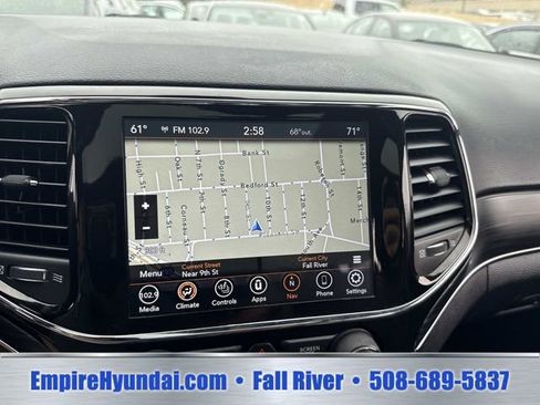 Used 2021 Jeep Grand Cherokee Limited AWD/4WD image 26
