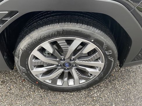 Used 2025 Subaru Forester Touring image 29