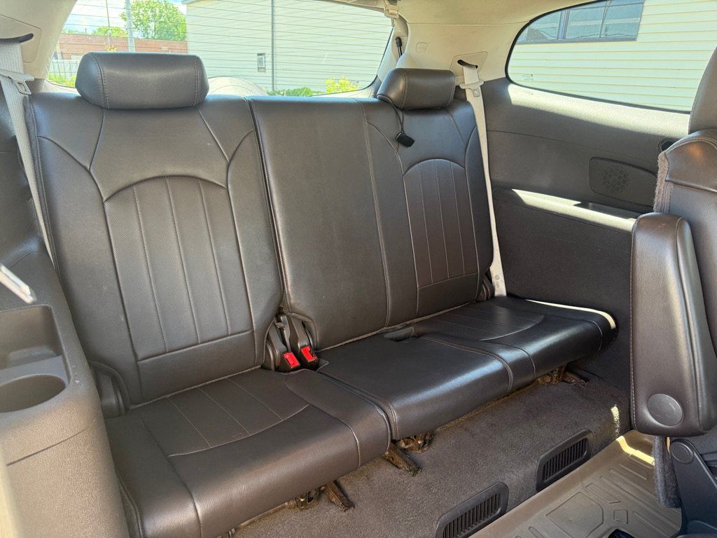 Used 2017 Buick Enclave Convenience FWD image 11
