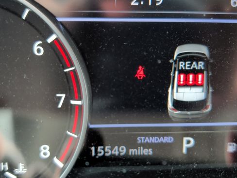 Used 2023 Nissan Rogue SL w/ SL Premium Package image 13