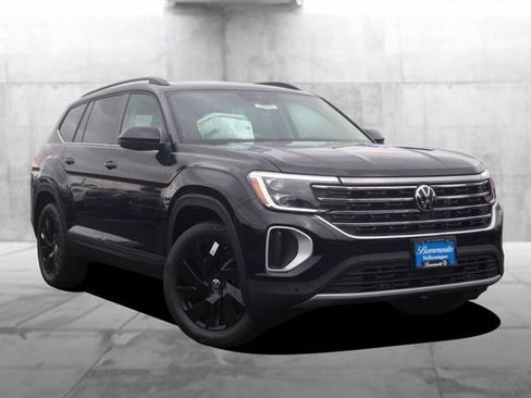 New 2026 Volkswagen Atlas SE AWD/4WD image 2