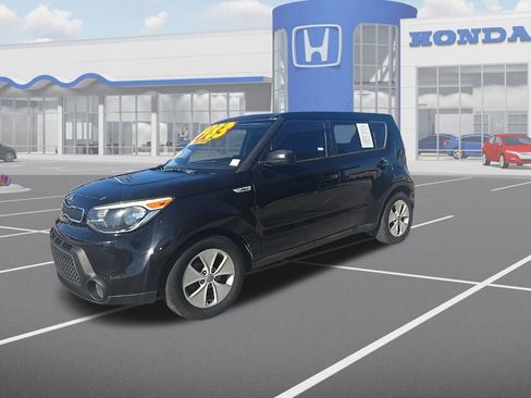 Used 2015 Kia Soul image 3