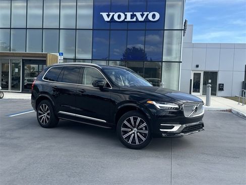 New 2025 Volvo XC90 B6 Plus w/ Protection Package Premier image 1