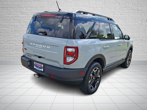 Used 2022 Ford Bronco Sport Outer Banks w/ Tech Package AWD/4WD image 5