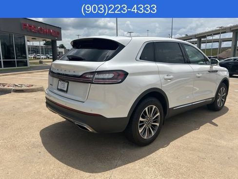 Used 2022 Lincoln Nautilus Reserve FWD image 16