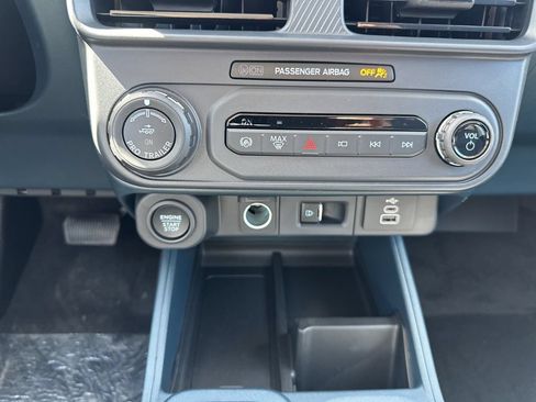 New 2026 Ford Maverick Lariat w/ Black Appearance Package AWD/4WD image 22