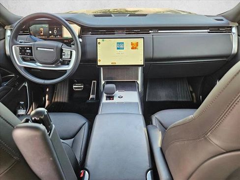 Used 2026 Land Rover Range Rover Long Wheelbase SE AWD/4WD image 17