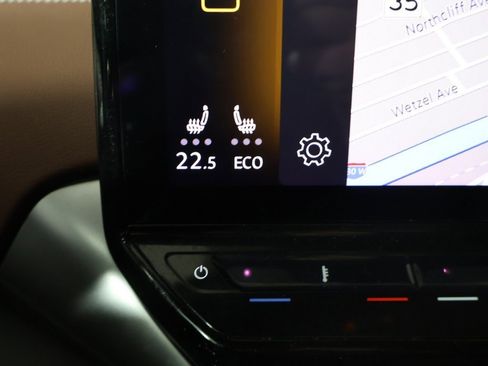 Used 2021 Volkswagen ID.4 Pro S image 47