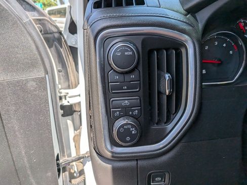 Used 2023 Chevrolet Silverado 2500 LT w/ Advanced Trailering Package AWD/4WD image 32