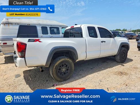 Used 2020 Toyota Tacoma SR w/ SX Package RWD image 4