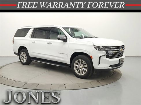 Used 2023 Chevrolet Suburban Premier image 1