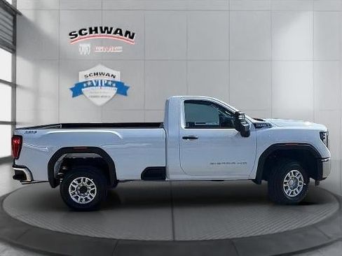 New 2025 GMC Sierra 2500 Pro image 2