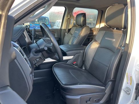 Used 2024 RAM 2500 Laramie image 11