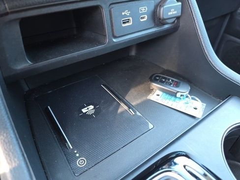 Used 2024 Honda Pilot EX-L image 29