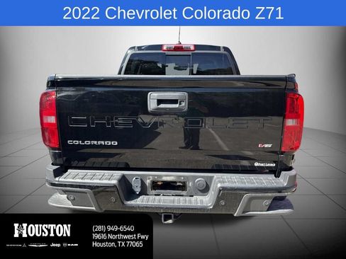 Used 2022 Chevrolet Colorado Z71 w/ Safety Package RWD image 6