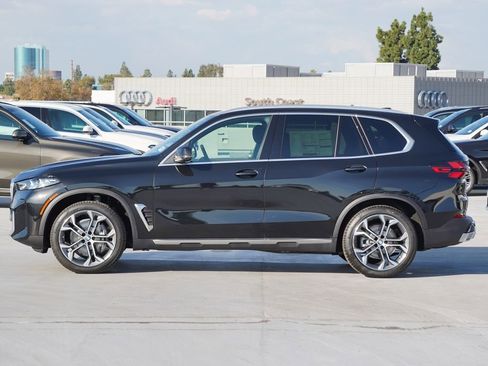 New 2026 BMW X5 sDrive40i w/ Parking Assistance Package image 4