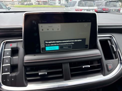 Used 2024 Chevrolet Suburban RST RWD image 27