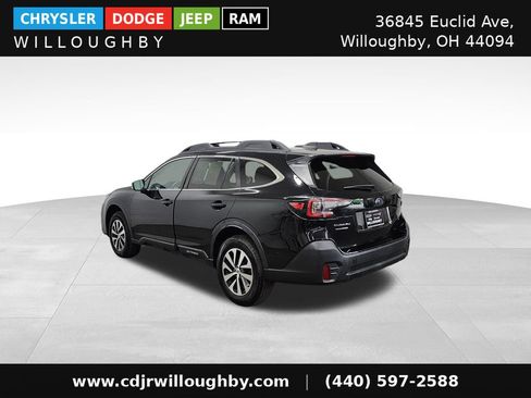 Used 2022 Subaru Outback Premium AWD/4WD image 6