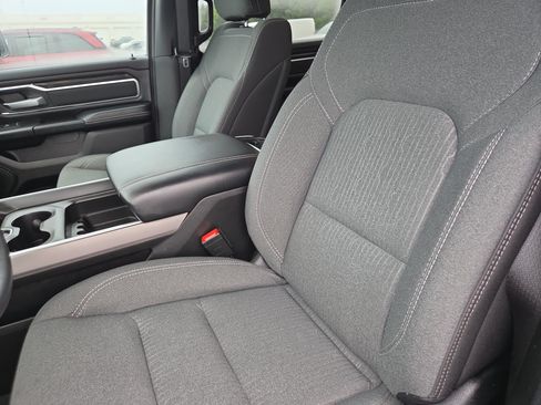 Used 2024 RAM 1500 Big Horn AWD/4WD image 2