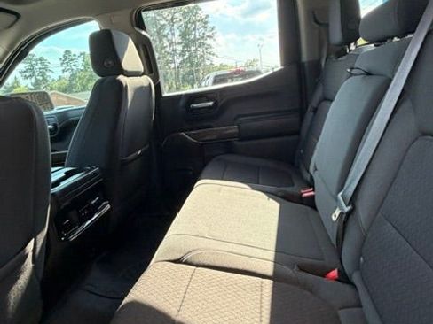 Used 2022 Chevrolet Silverado 1500 RST AWD/4WD image 17