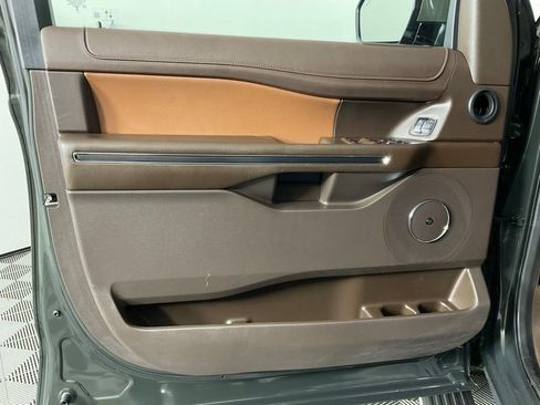 Used 2023 Ford Expedition King Ranch RWD image 11